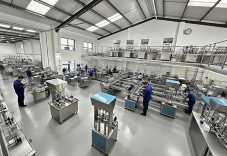 Servo automatic filling machine supplied by Lancing UK